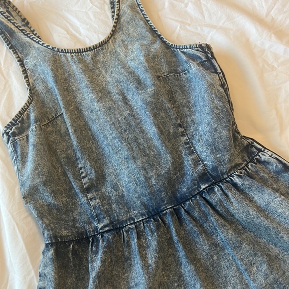 Topshop Moto Lattice Acid Wash Denim Dress - Picture 6 of 6